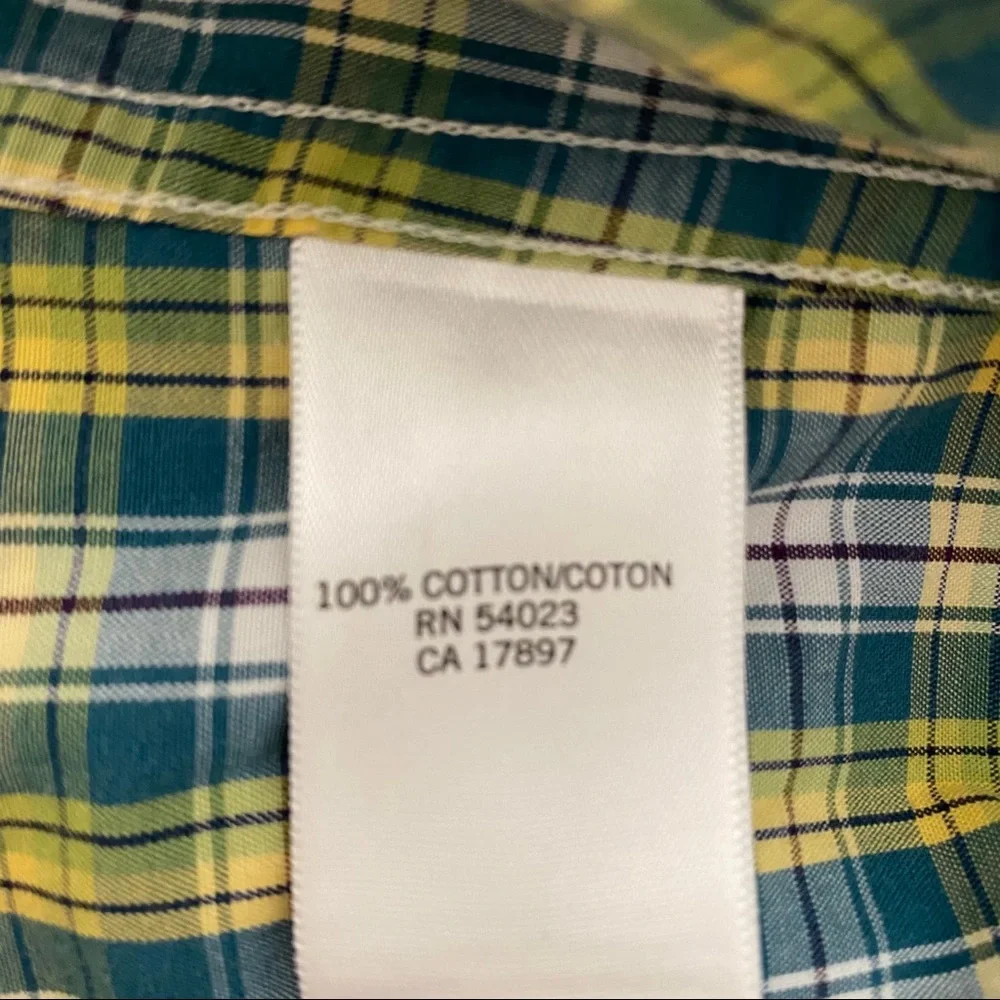 Banana Republic Green and Blue Plaid Button Down Long Sleeve Shirt